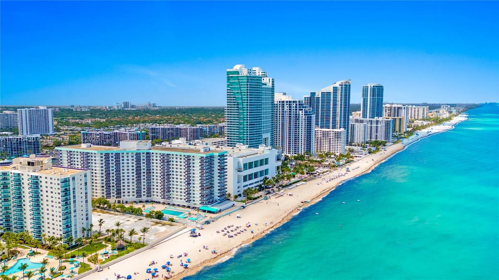 2 bedroom 2 bath for rent at 3725 S Ocean Dr, Hollywood FL 33019