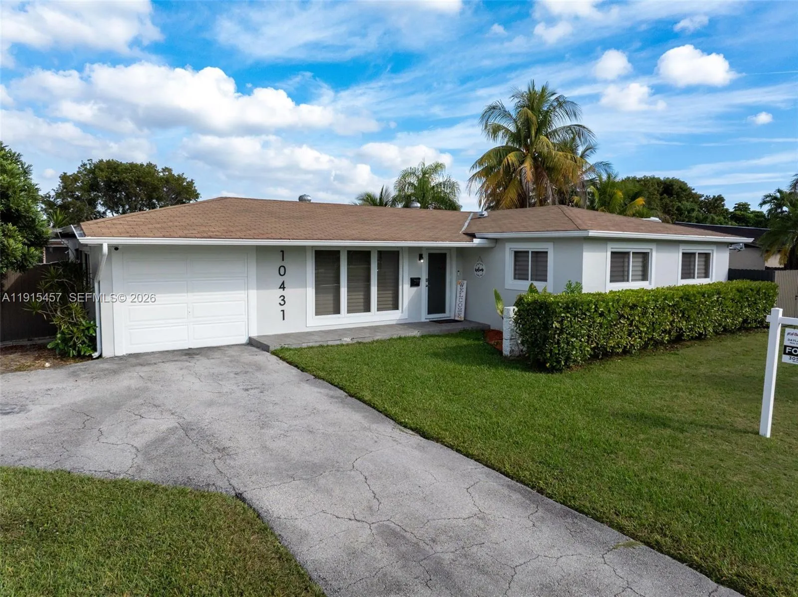 4 bedroom 3 bath for sale at 10431 SW 93rd St, Miami FL 33176