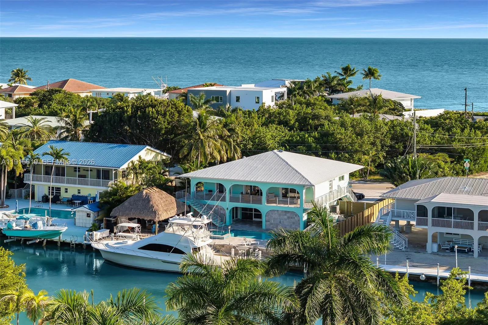 3 bedroom 3 bath for sale at 232 W Seaview Dr, Duck FL 33050