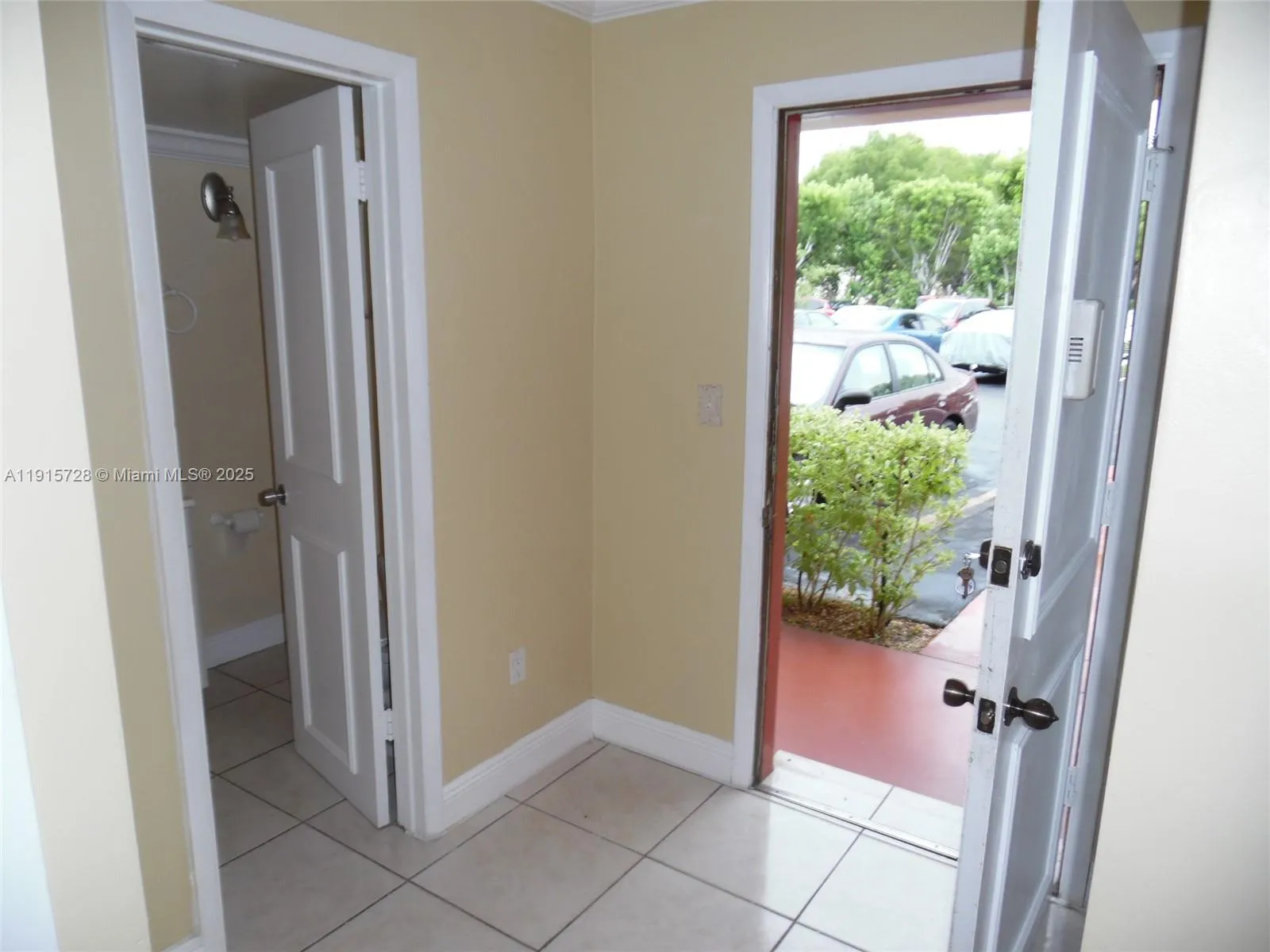 1501 NE 191st St # C107, Miami FL 33179
