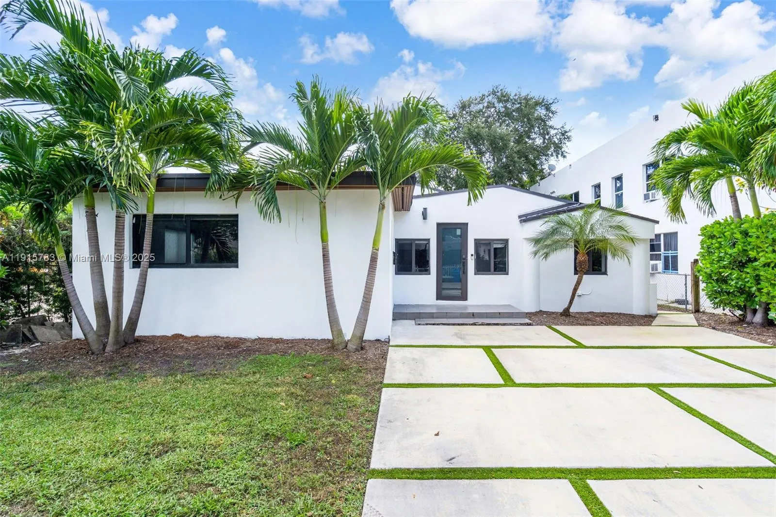 4 bedroom 3 bath for sale at 70 NE 50th St, Miami FL 33137