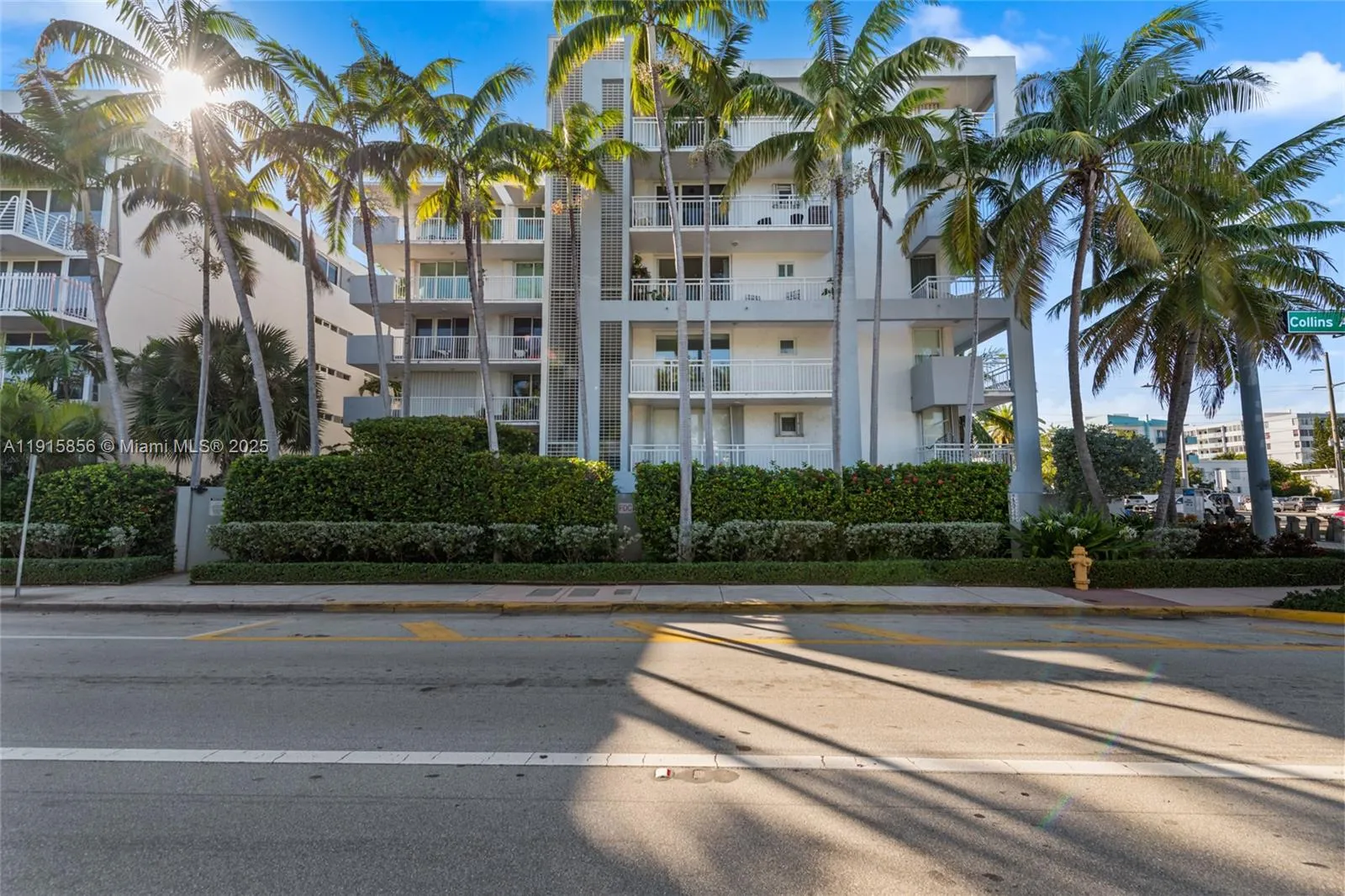 2 bedroom 2 bath for sale at 7832 Collins Ave # 207, Miami Beach FL 33141