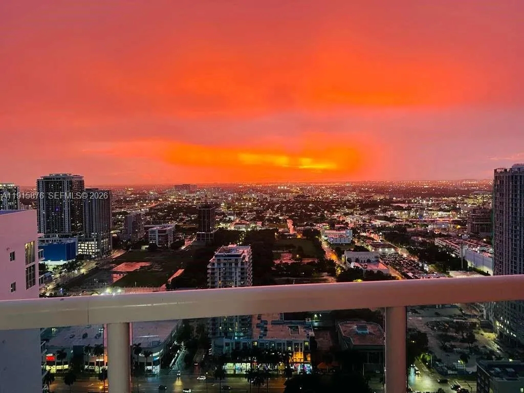1 bedroom 1 bath for sale at 1800 N Bayshore Dr # 4106, Miami FL 33132