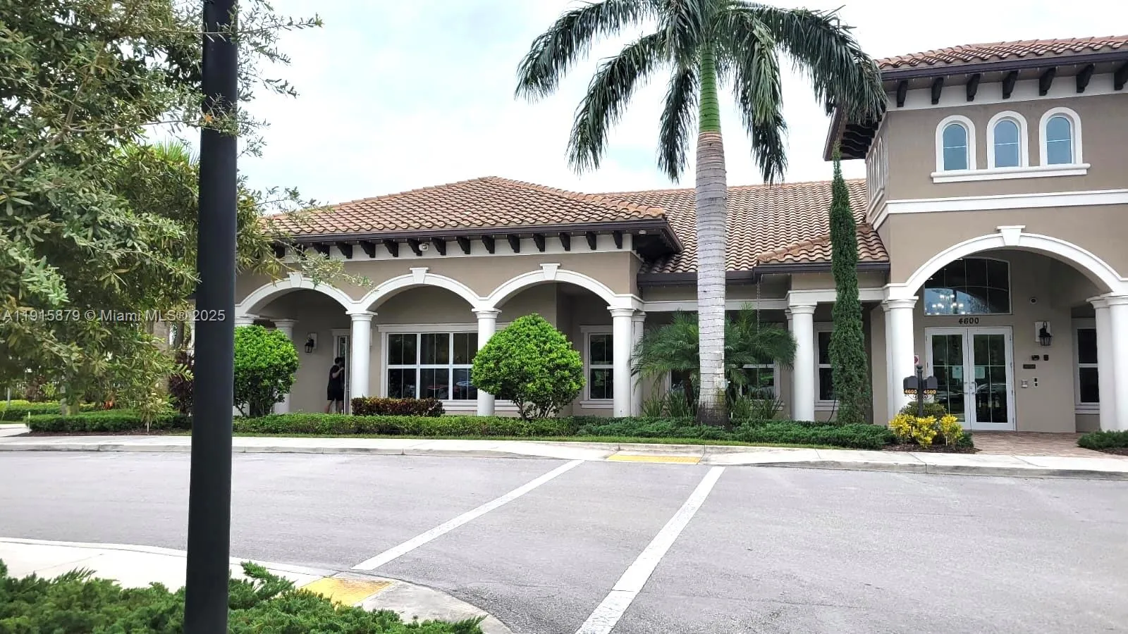 4164 Ficus St, Hollywood FL 33021
