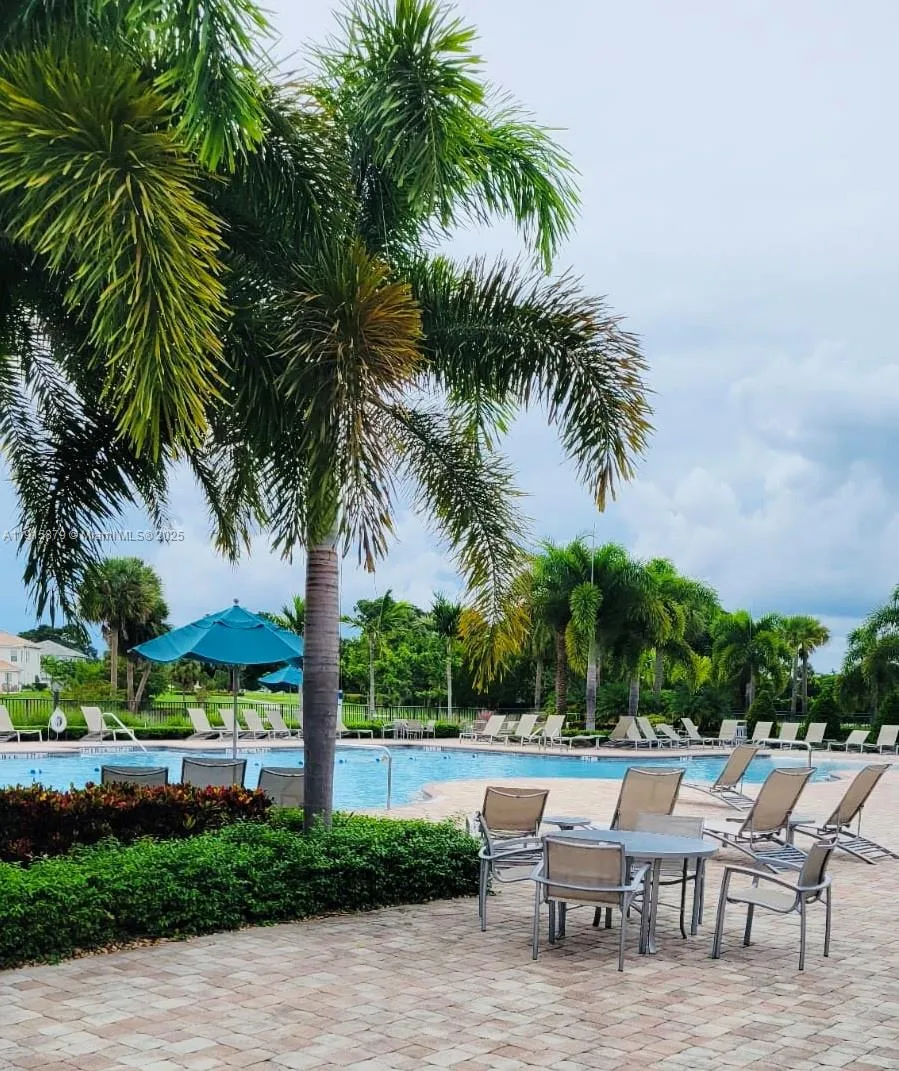 4164 Ficus St, Hollywood FL 33021