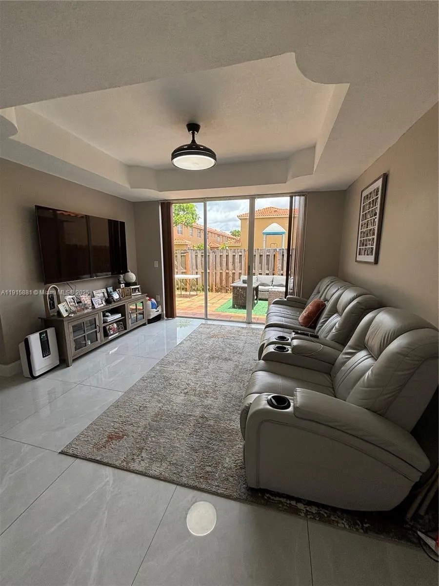 8451 NW 138th St # 2301, Miami Lakes FL 33016