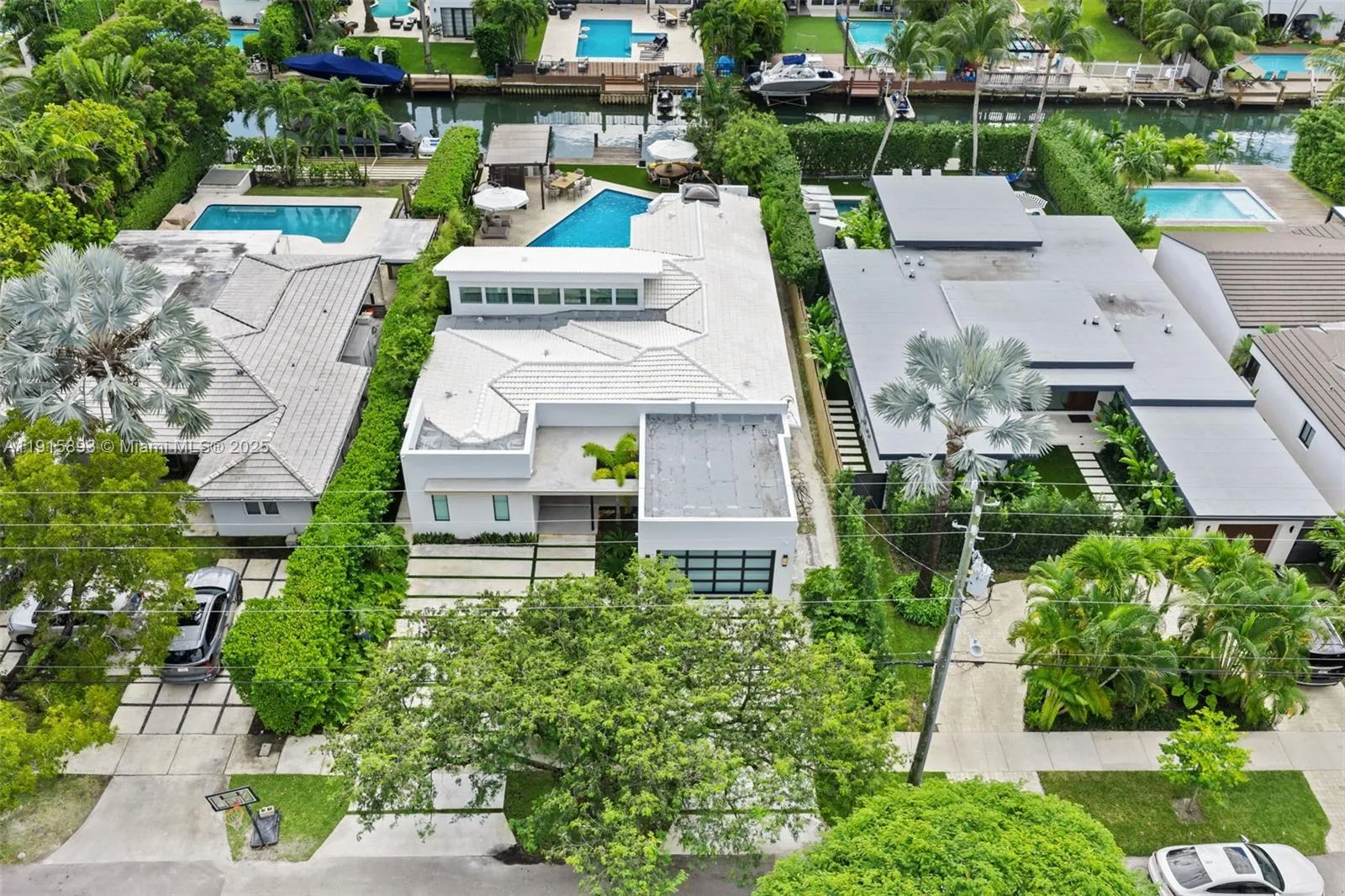 1792 Cleveland Rd, Miami Beach FL 33141
