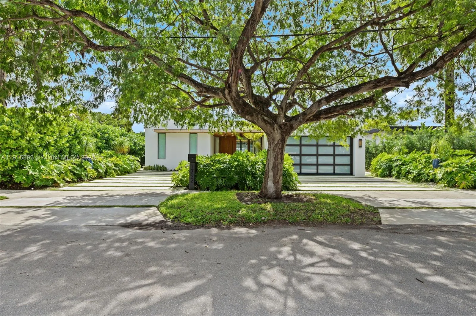 1792 Cleveland Rd, Miami Beach FL 33141