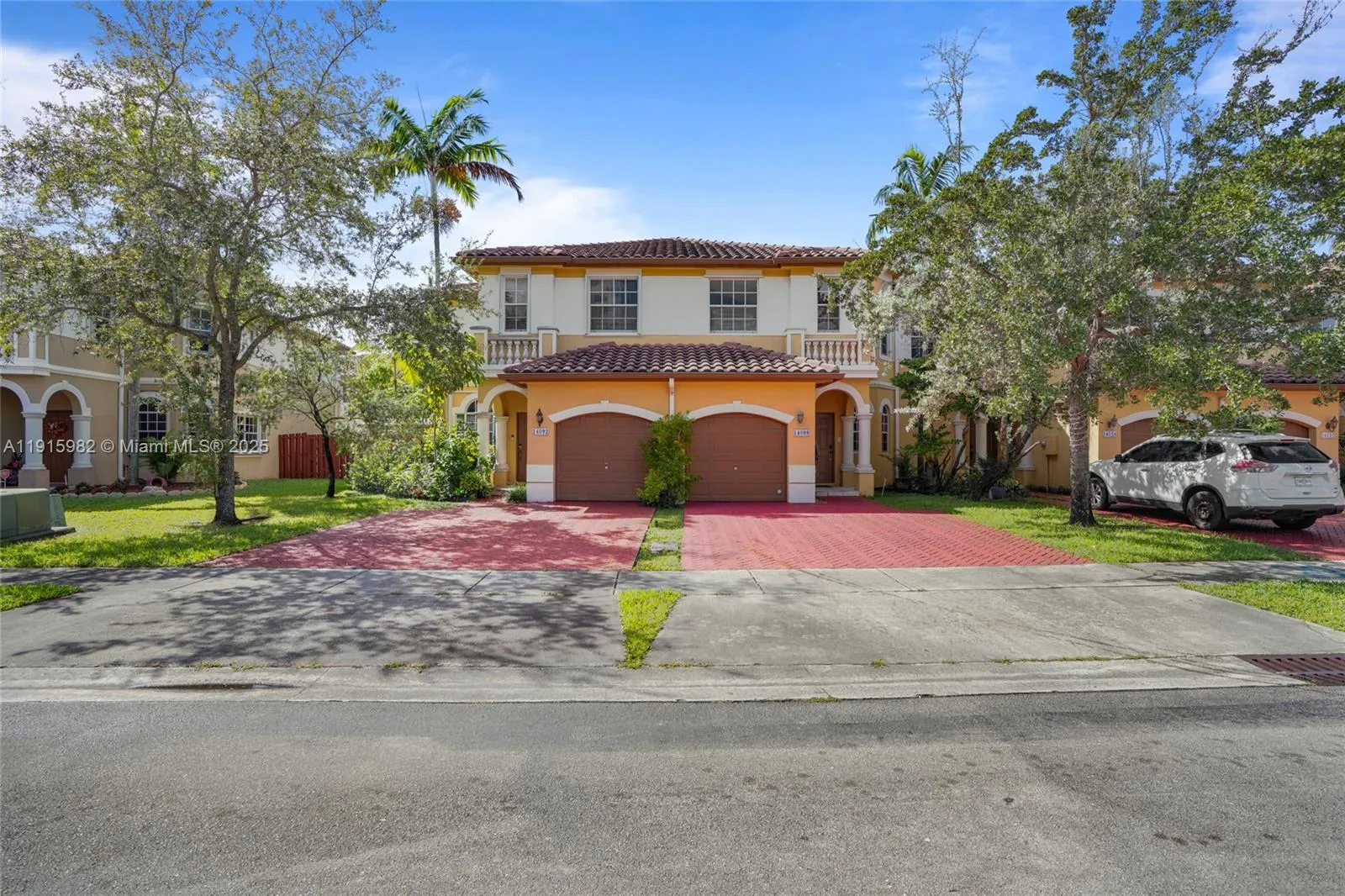 4 bedroom 2 bath for sale at 14098 SW 51st Ct, Miramar FL 33027