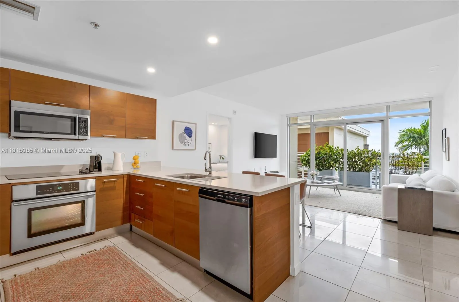 2 bedroom 2 bath for sale at 3250 NE 1st Ave # 605, Miami FL 33137