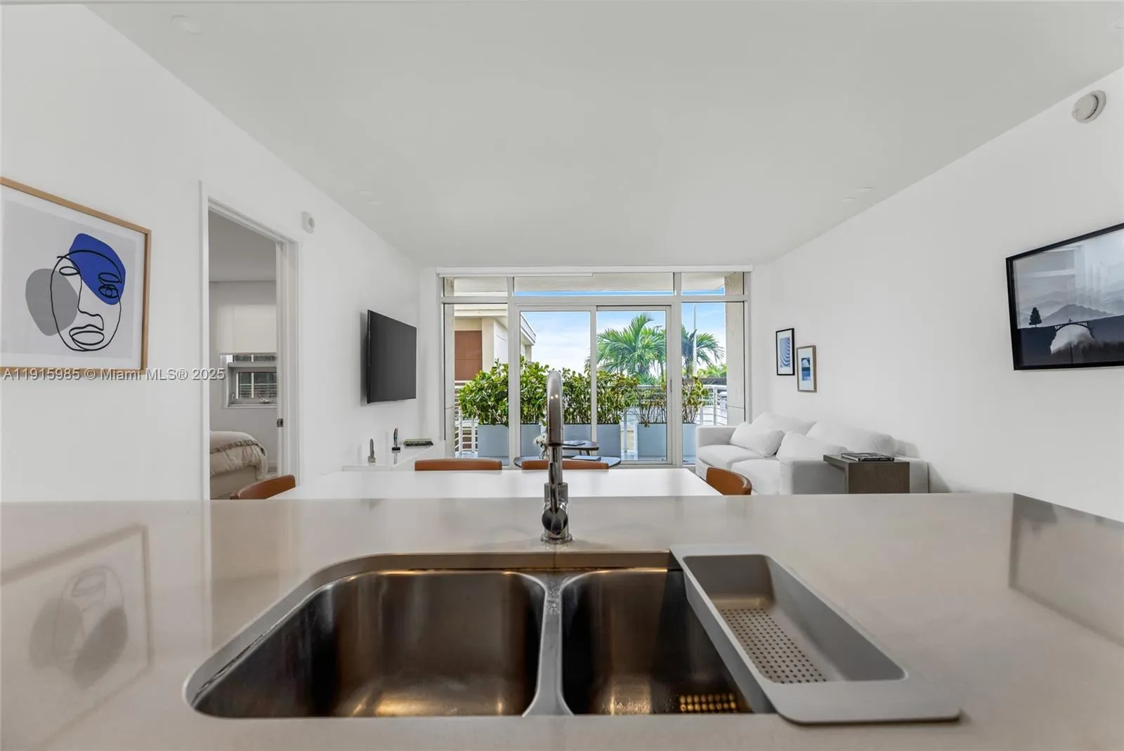 3250 NE 1st Ave # 605, Miami FL 33137