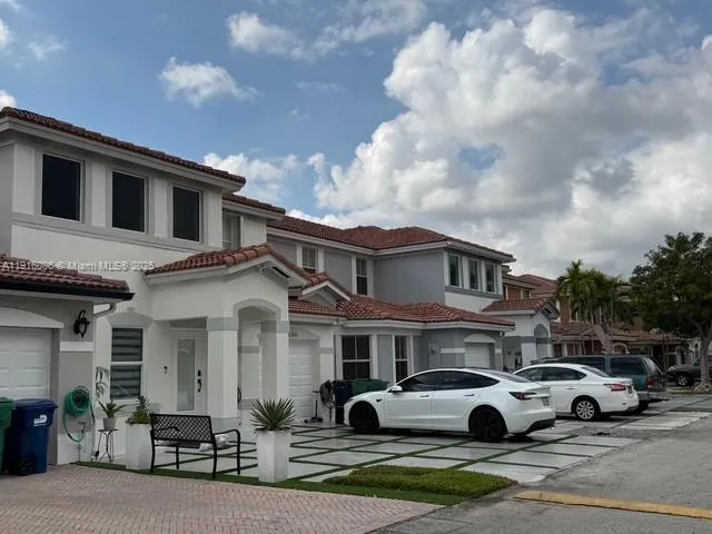 16420 SW 48th Ter, Miami FL 33185