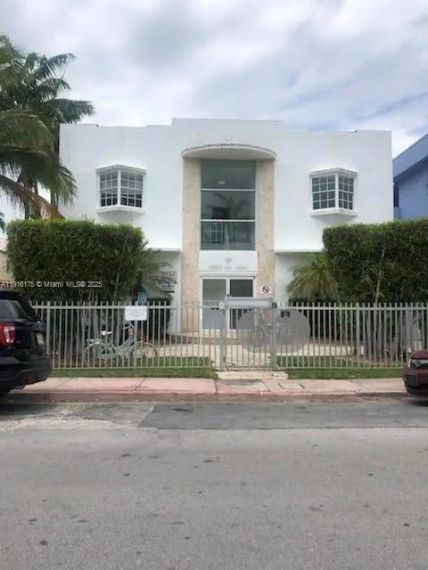 1526 Pennsylvania Ave # 19, Miami Beach FL 33139