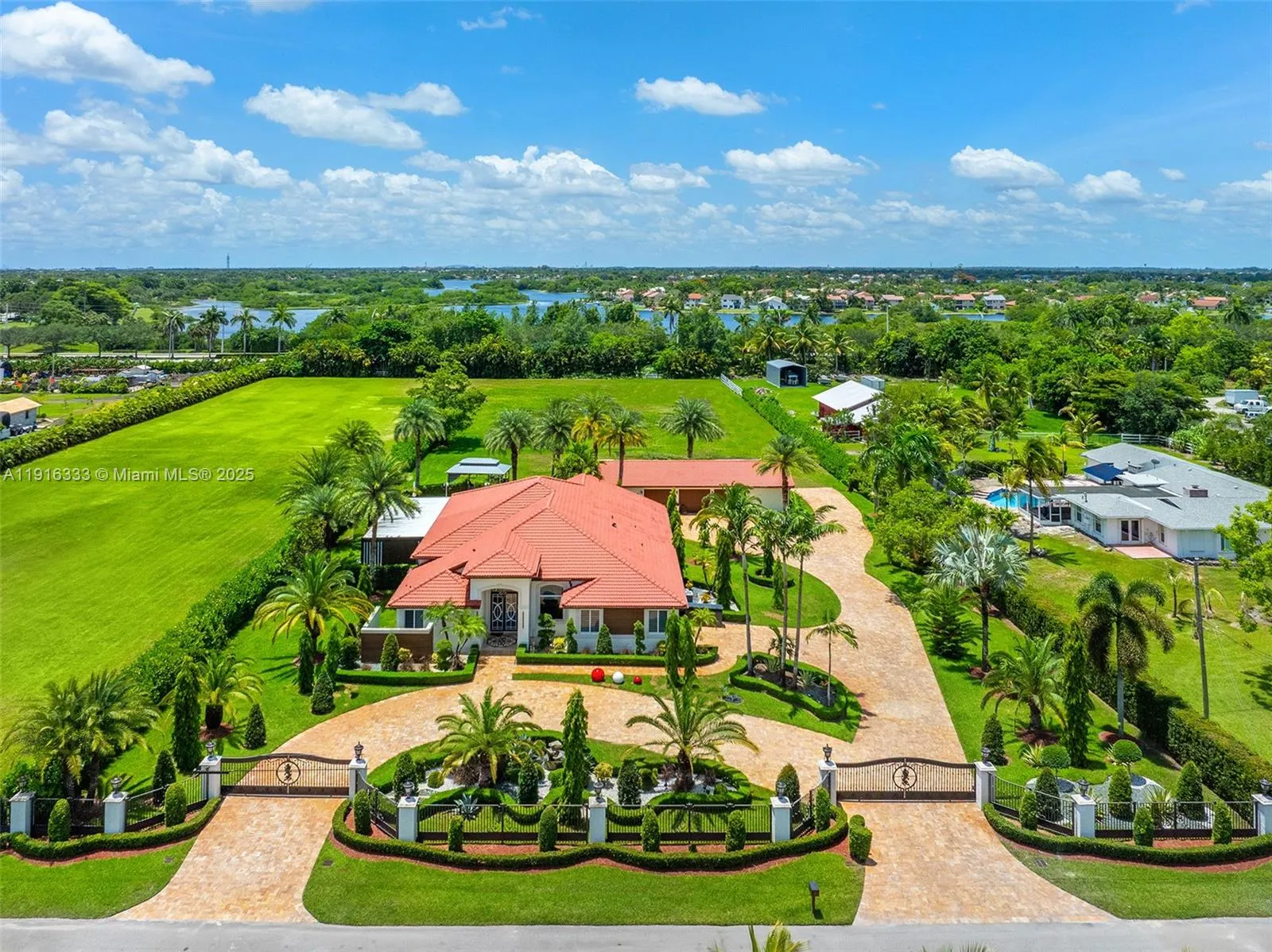 5 bedroom 4 bath for sale at 17490 SW 70th Pl, Southwest Ranches FL 33331