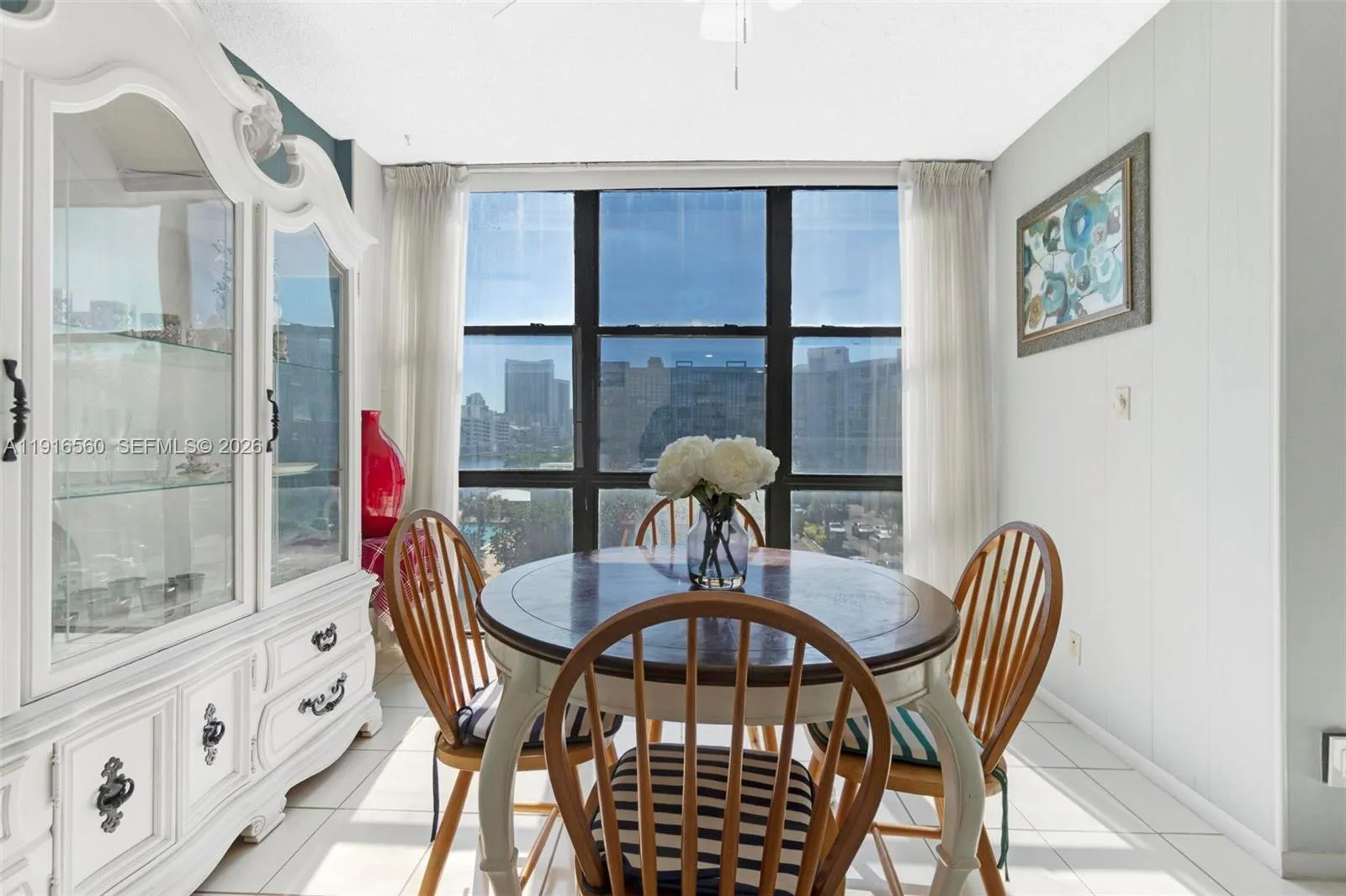 1000 Parkview Dr # 518, Hallandale Beach FL 33009