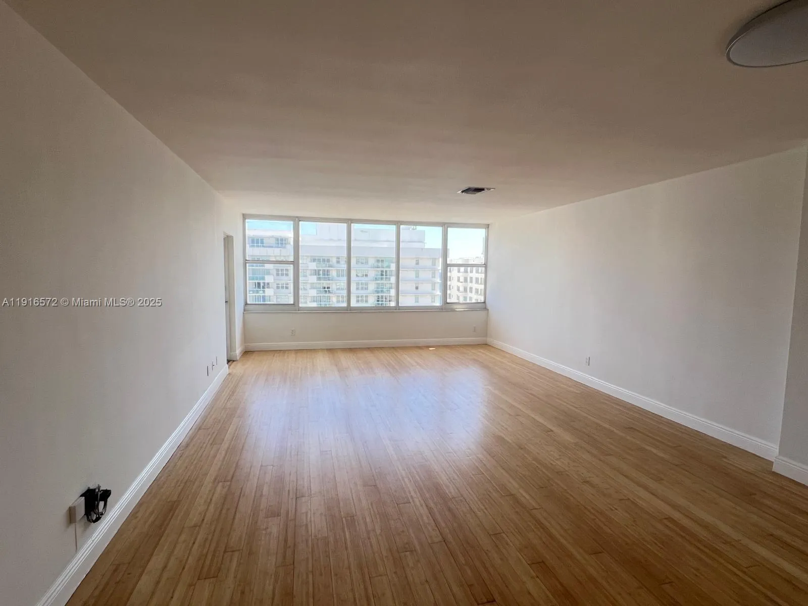 5600 Collins Ave # 17T, Miami Beach FL 33140