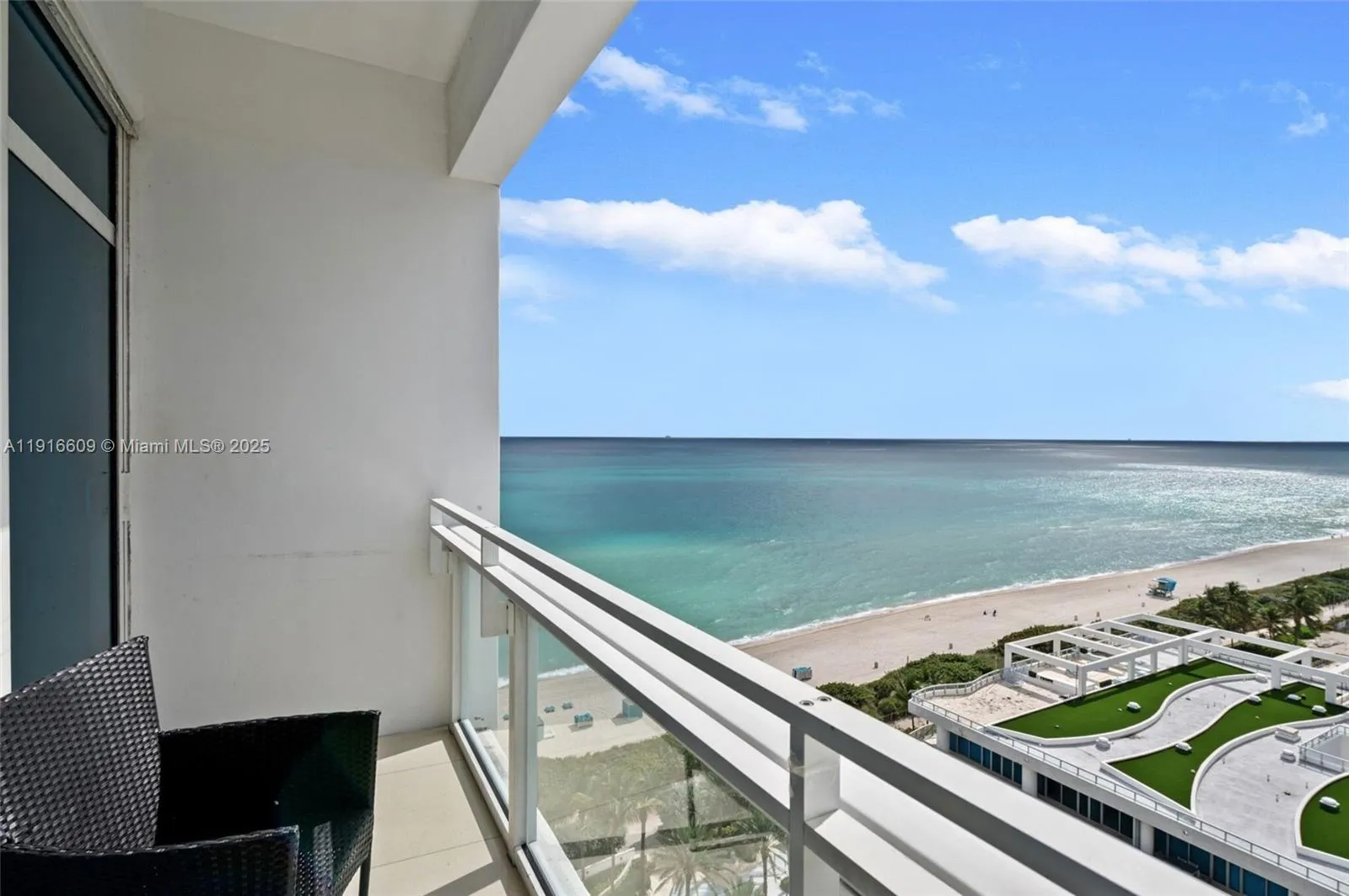 6801 Collins Ave, Miami Beach FL 33141