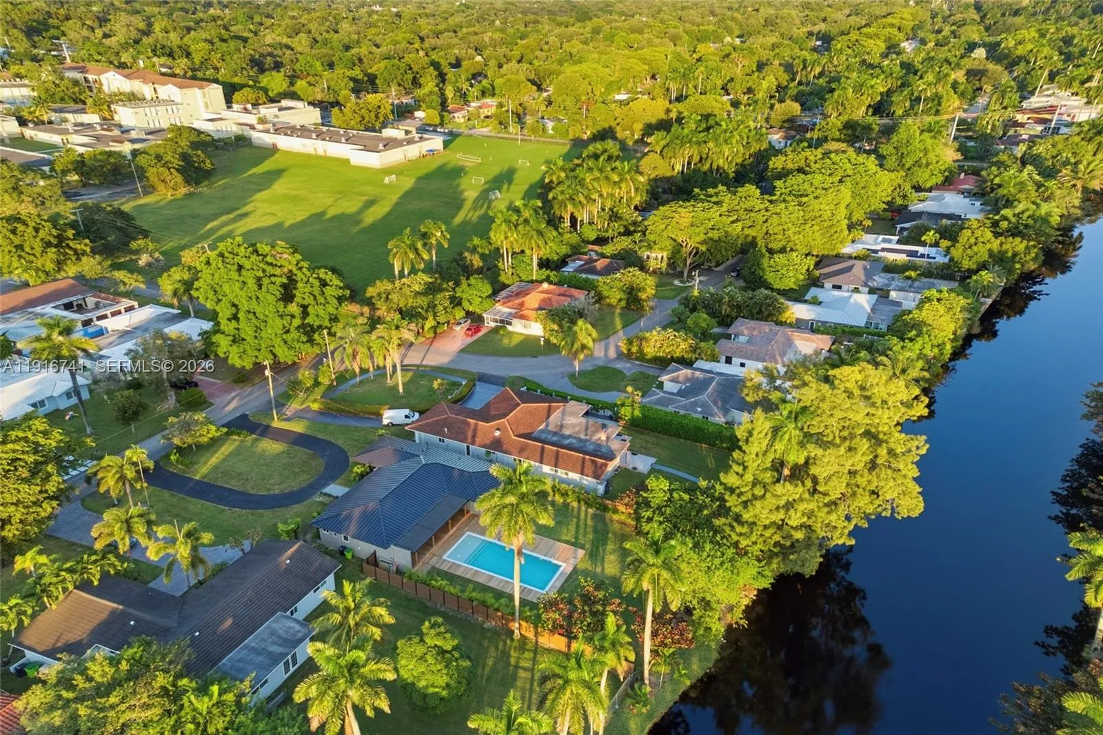 4 bedroom 3 bath for sale at 360 NW 87th St, El Portal FL 33150