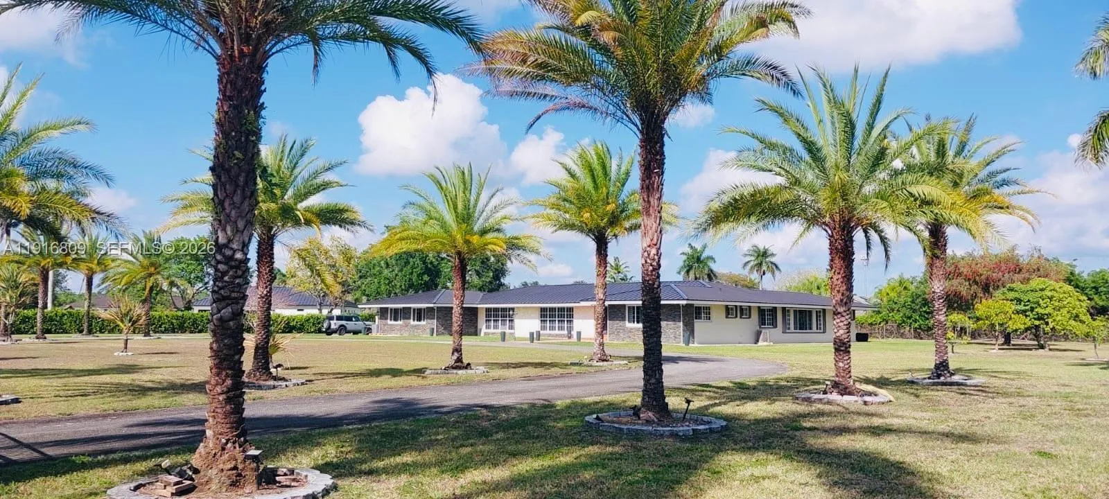 29325 SW 182nd Ave, Homestead FL 33030