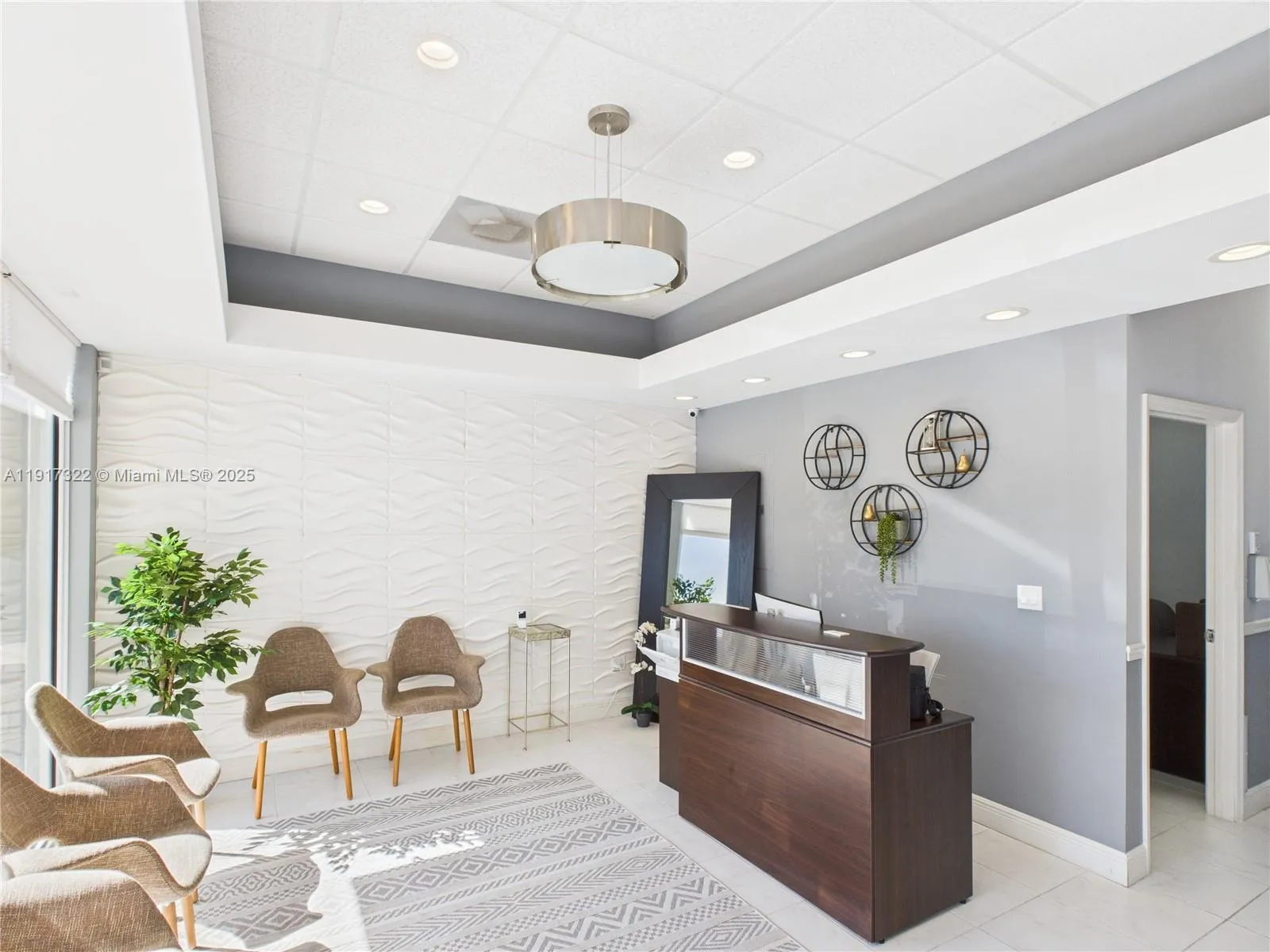 for sale at 701 W Hallandale Beach Blvd # 104, Hallandale Beach FL 33009