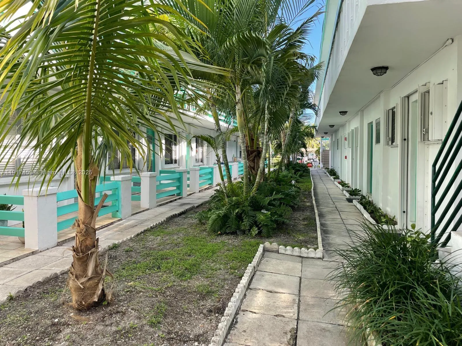 6490 Collins Ave # 5, Miami Beach FL 33141