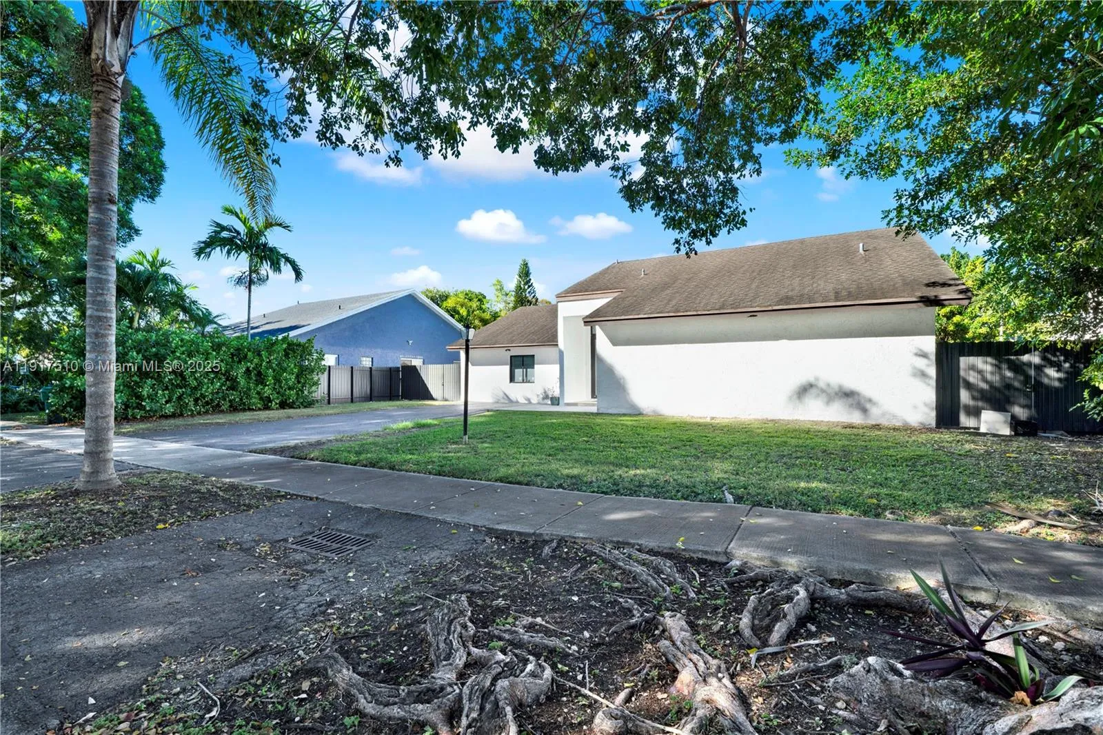 12221 SW 93rd St, Miami FL 33186