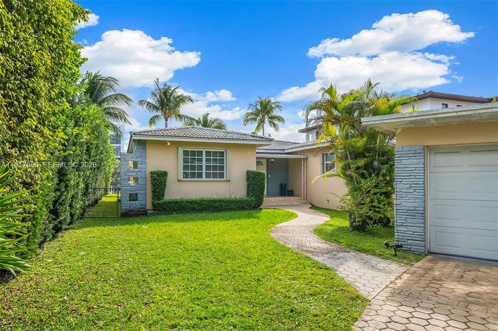 700 S Shore Dr, Miami Beach FL 33141