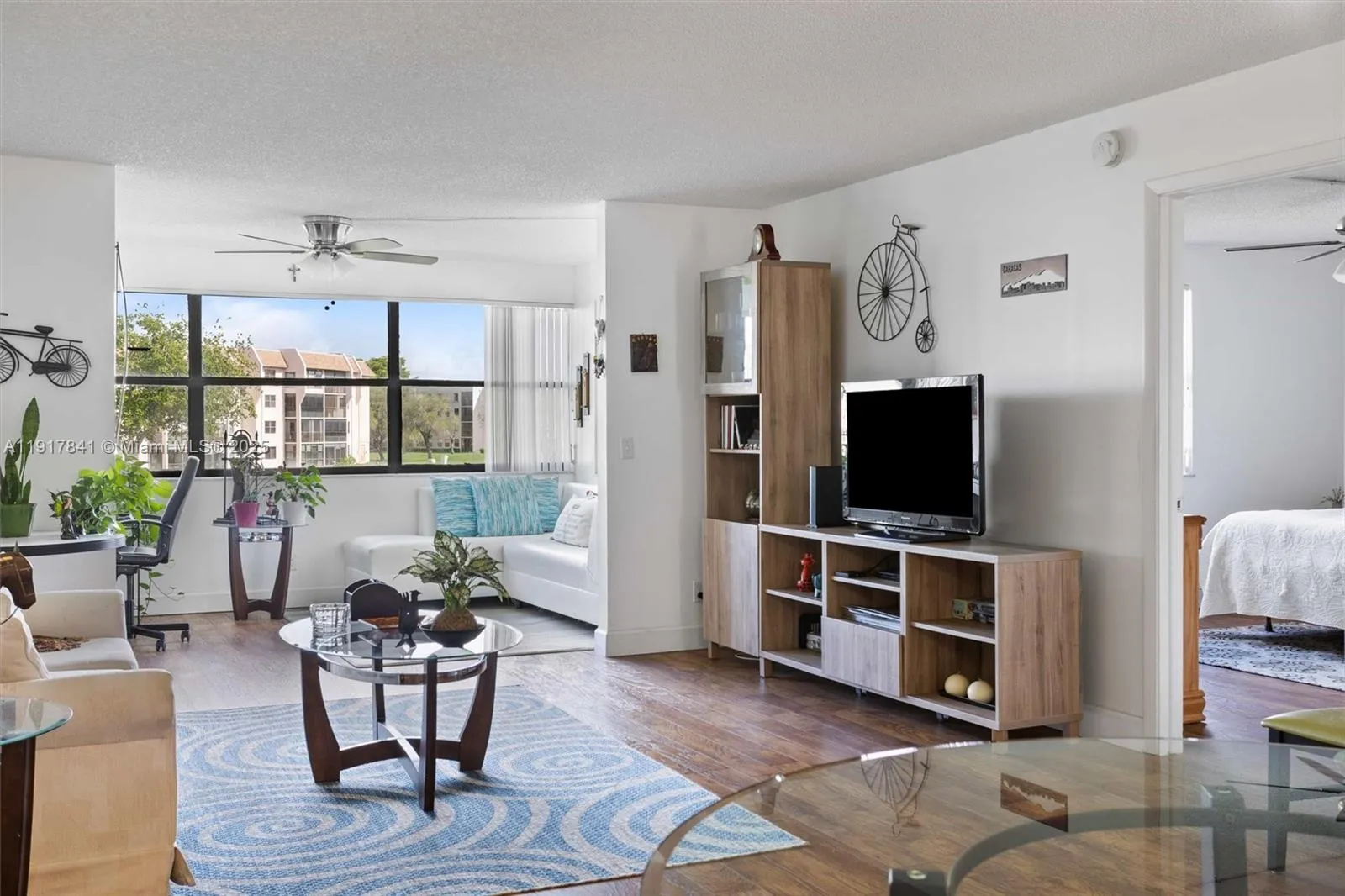 2 bedroom 2 bath for sale at 10207 Sunrise Lakes Blvd # 203, Sunrise FL 33322