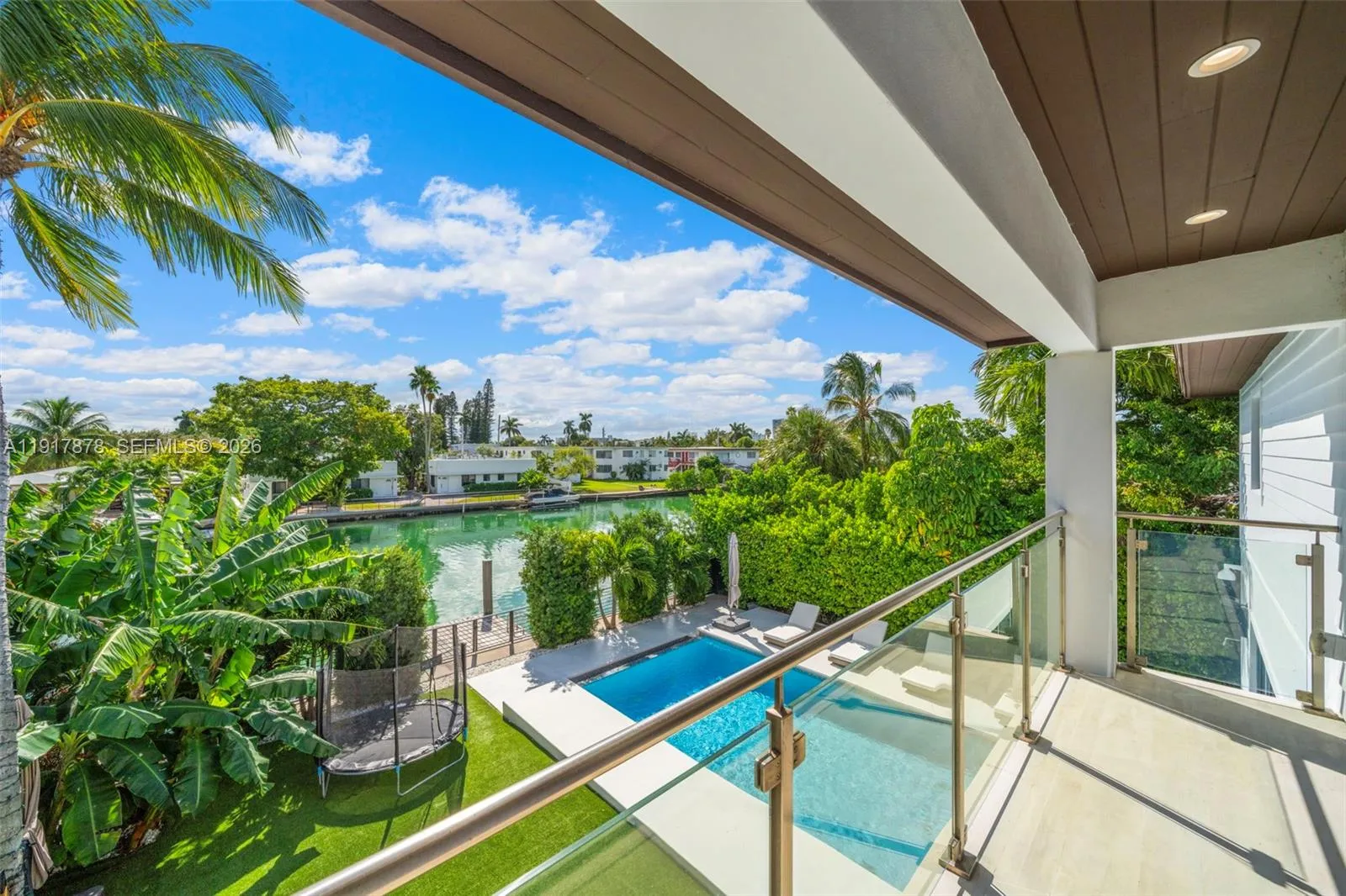710 + 700 S Shore Dr, Miami Beach FL 33141