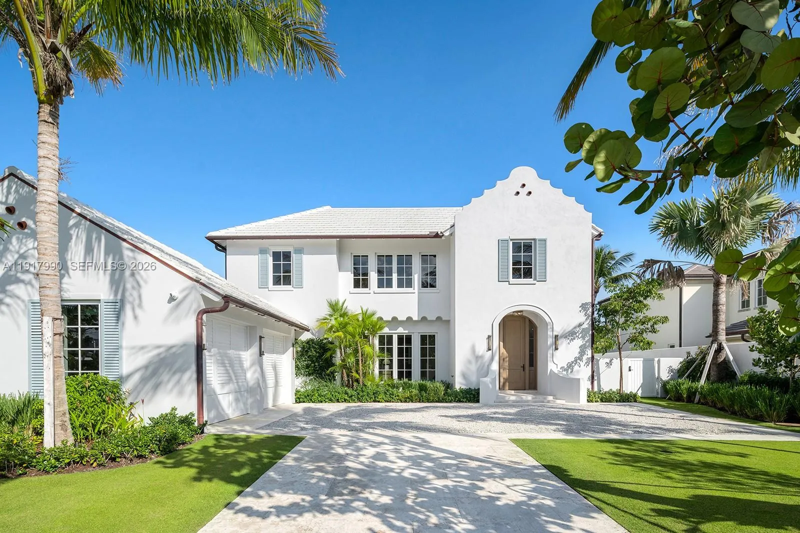 4 bedroom 4 bath for sale at 2219 Ibis Isle Road E, Palm Beach FL 33480