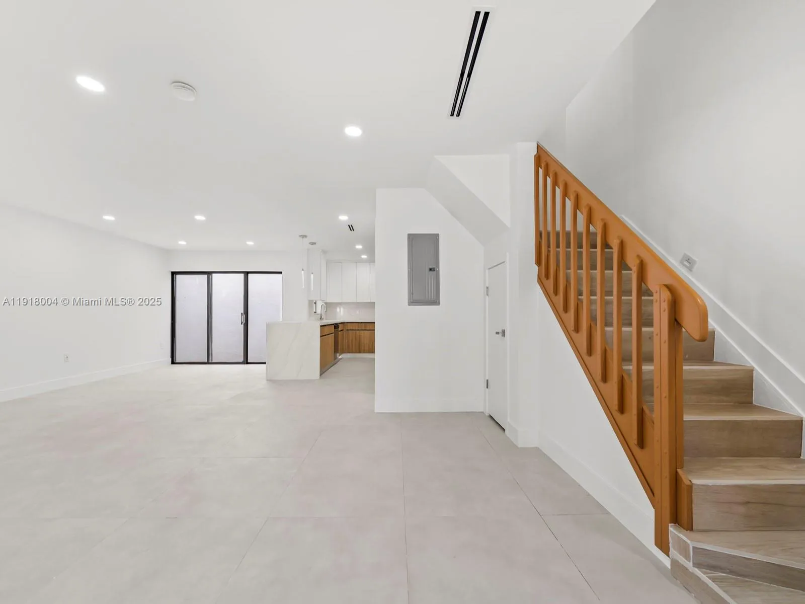 6885 NW 169th St # 66D, Hialeah FL 33015