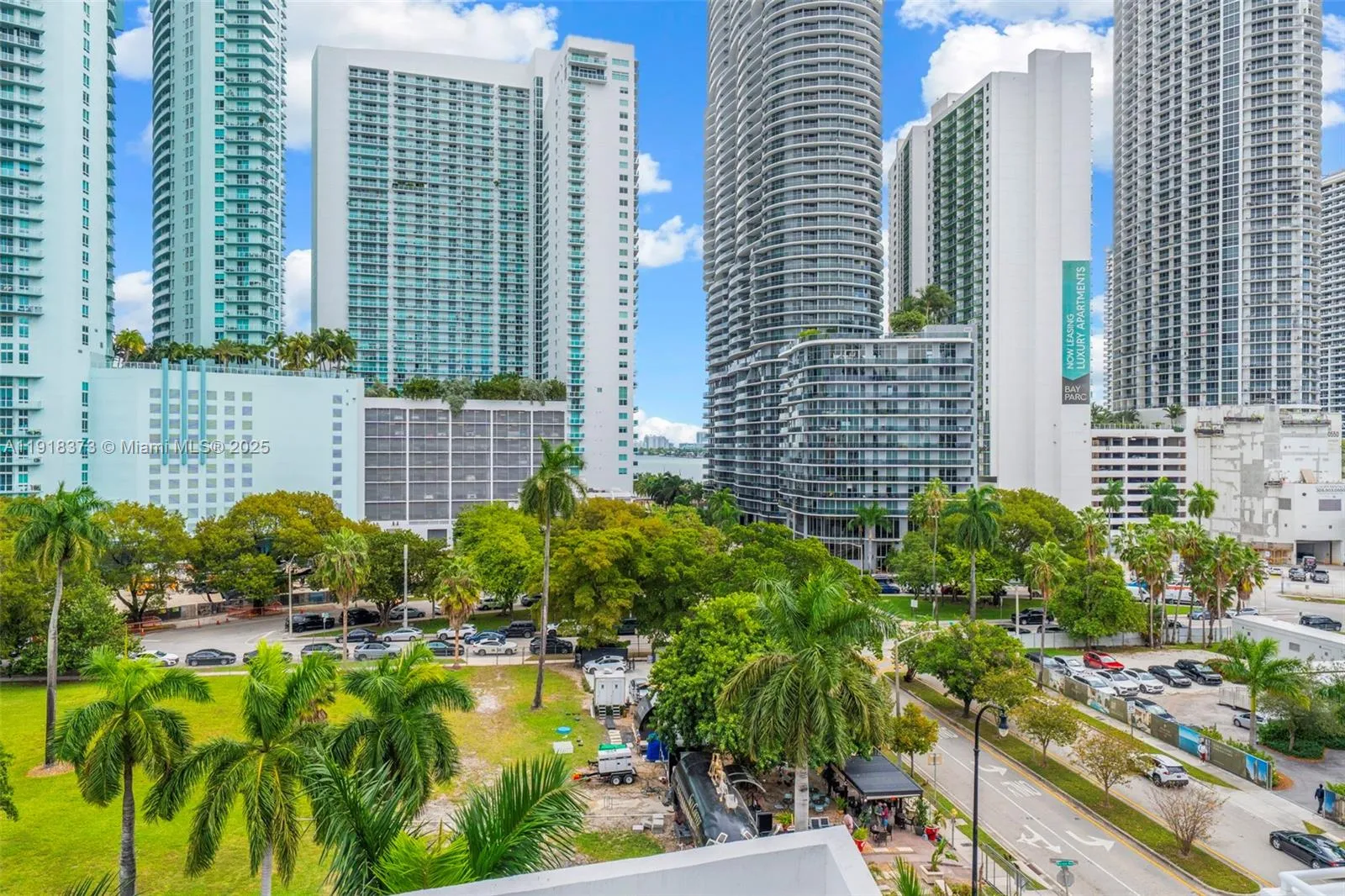 3 bedroom 2 bath for sale at 275 NE 18th St # 708, Miami FL 33132