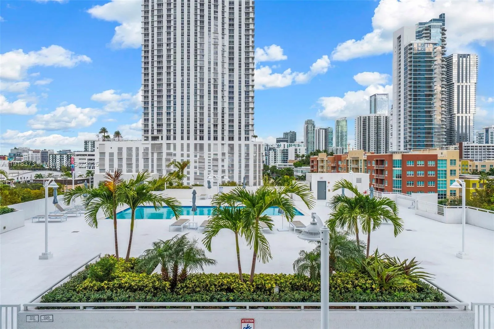 275 NE 18th St # 708, Miami FL 33132