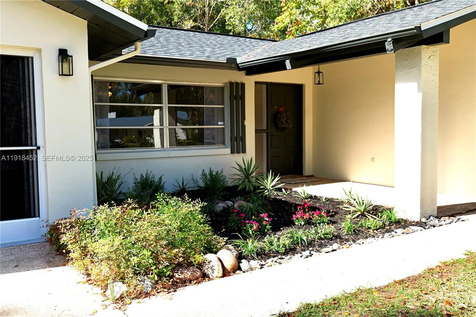2 bedroom 2 bath Residential for sale at 9120 SW 210 CR, Ocala FL 34431