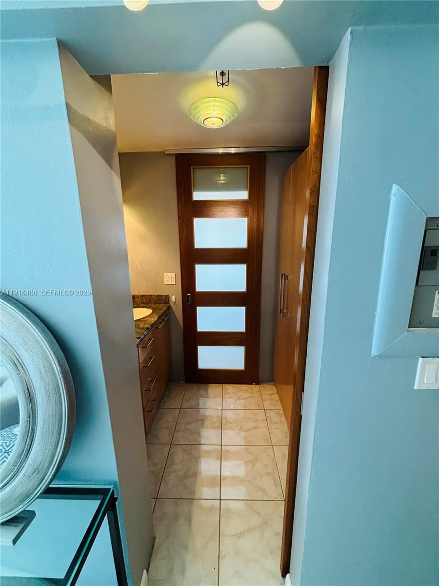 1255 Collins Ave # 608, Miami Beach FL 33139