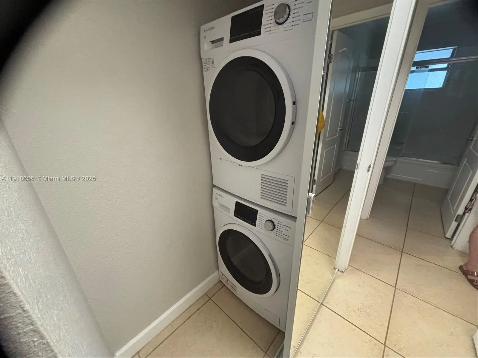 4871 NW 9th Dr # 4871, Plantation FL 33317