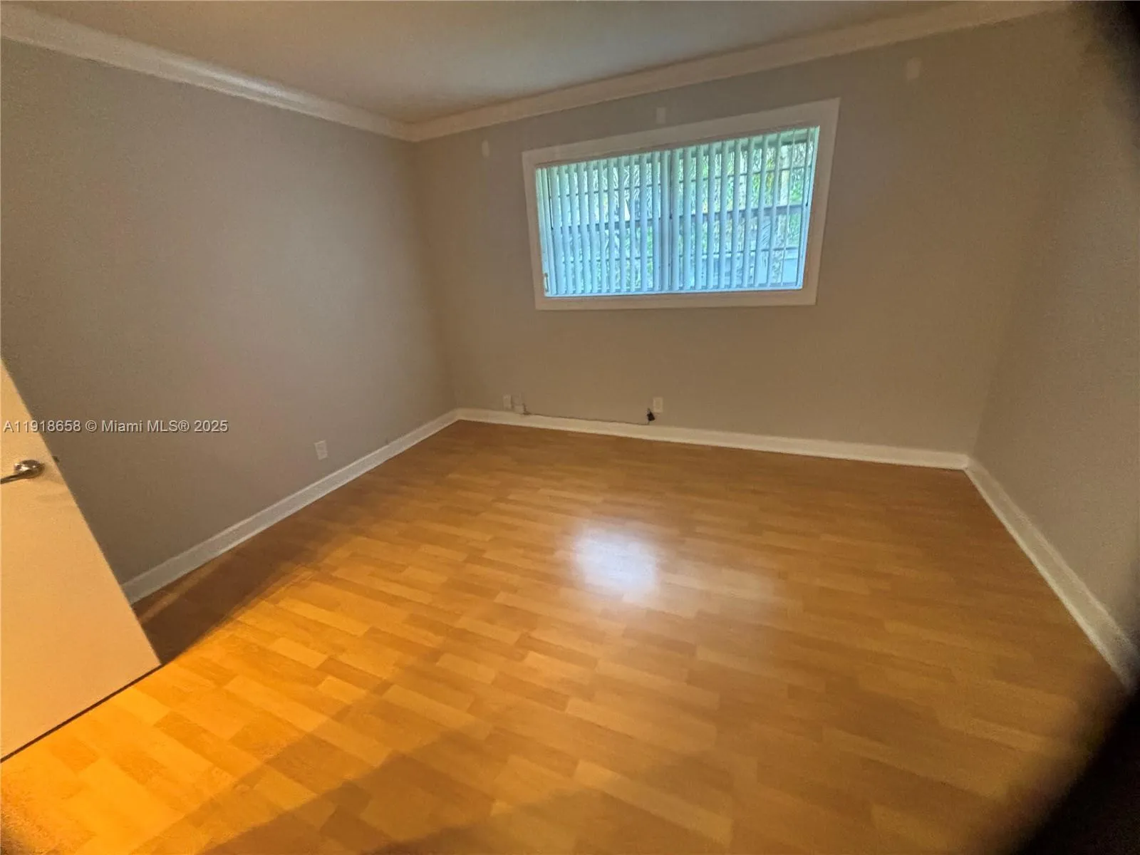 4871 NW 9th Dr # 4871, Plantation FL 33317