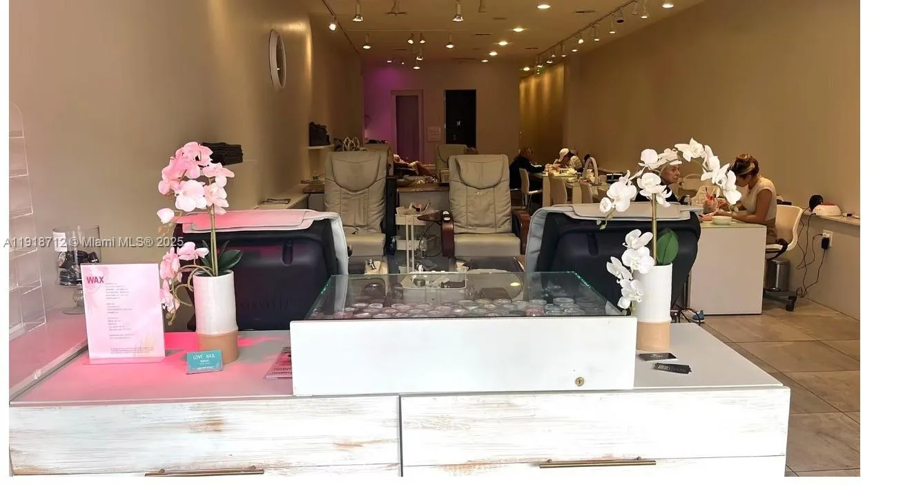 1679 Alton Rd, Miami Beach FL 33139