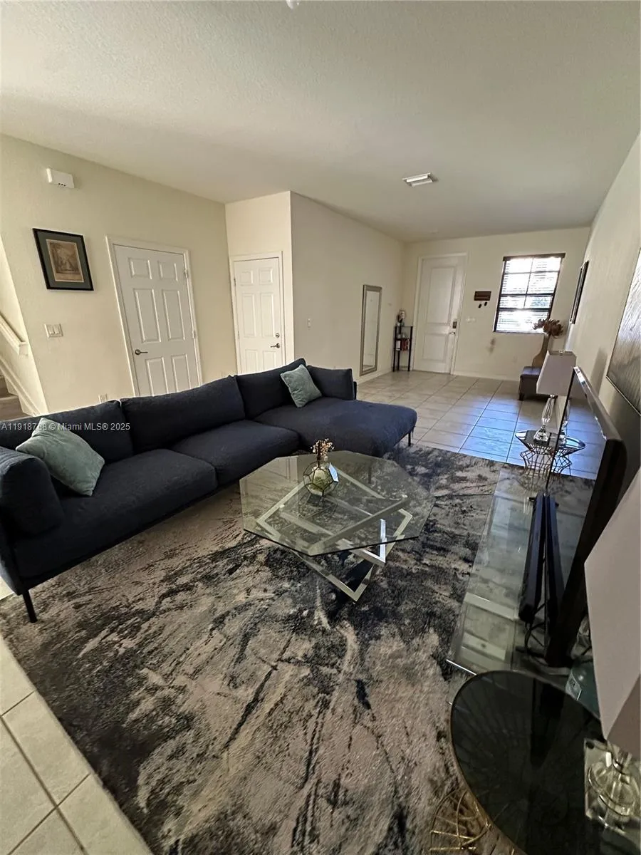 11472 SW 252nd Ter, Homestead FL 33032