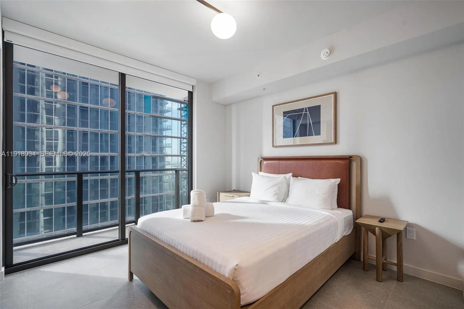 1 bath for sale at 11 NE 6th Street # 2206, Miami FL 33132