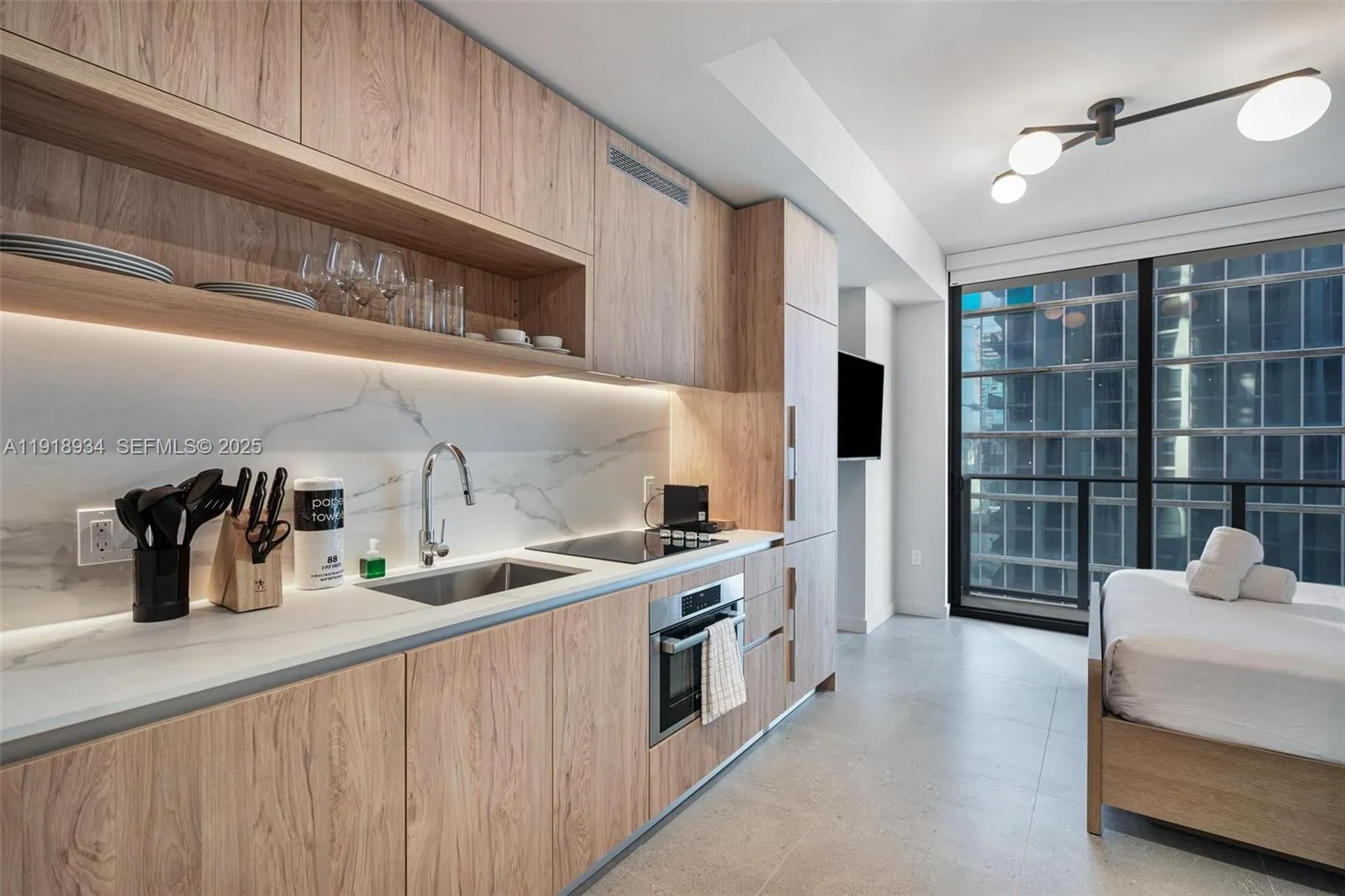 11 NE 6th Street # 2206, Miami FL 33132