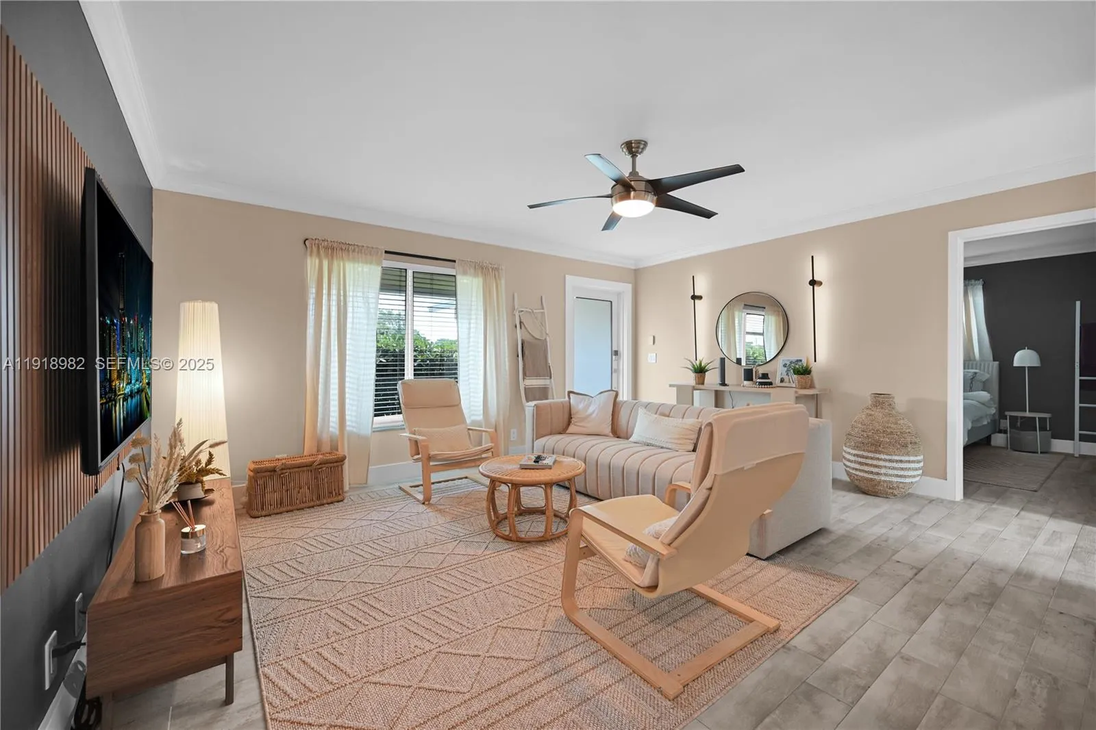 4851 NE 13th Ave, Oakland Park FL 33334
