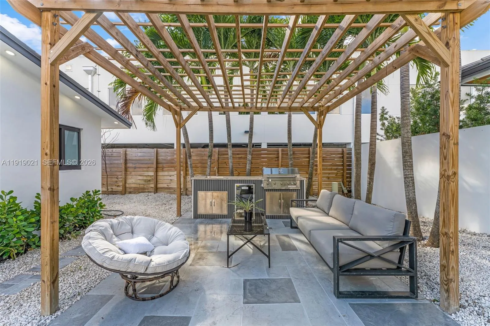 7120 SW 92nd Ave, Miami FL 33173