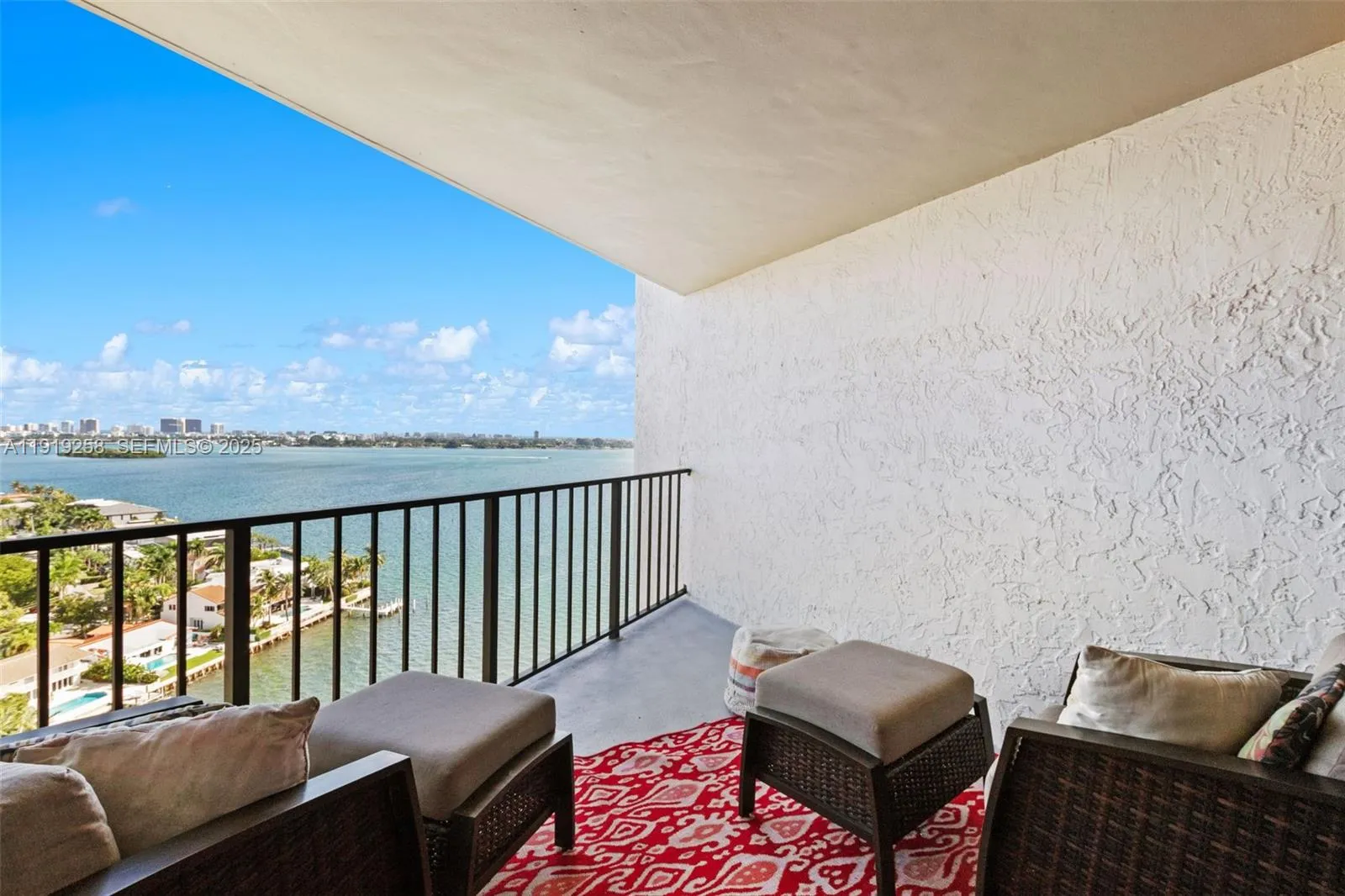 1800 NE 114th St # 1903, Miami FL 33181