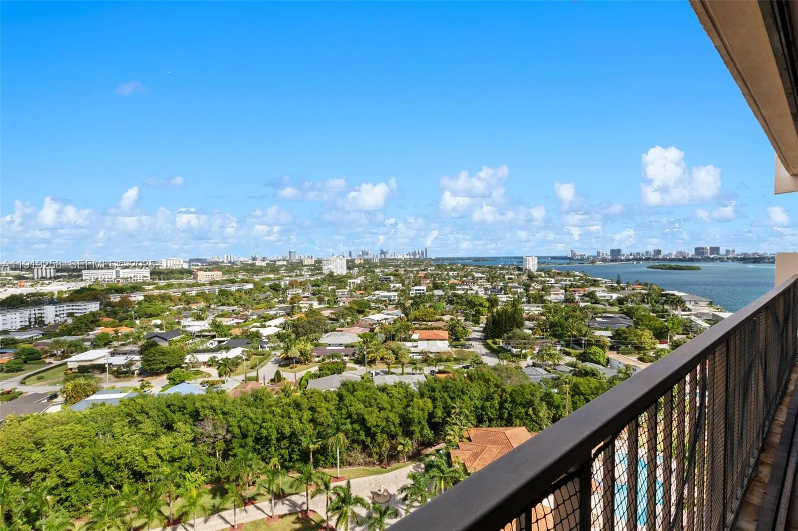 1800 NE 114th St # 1903, Miami FL 33181