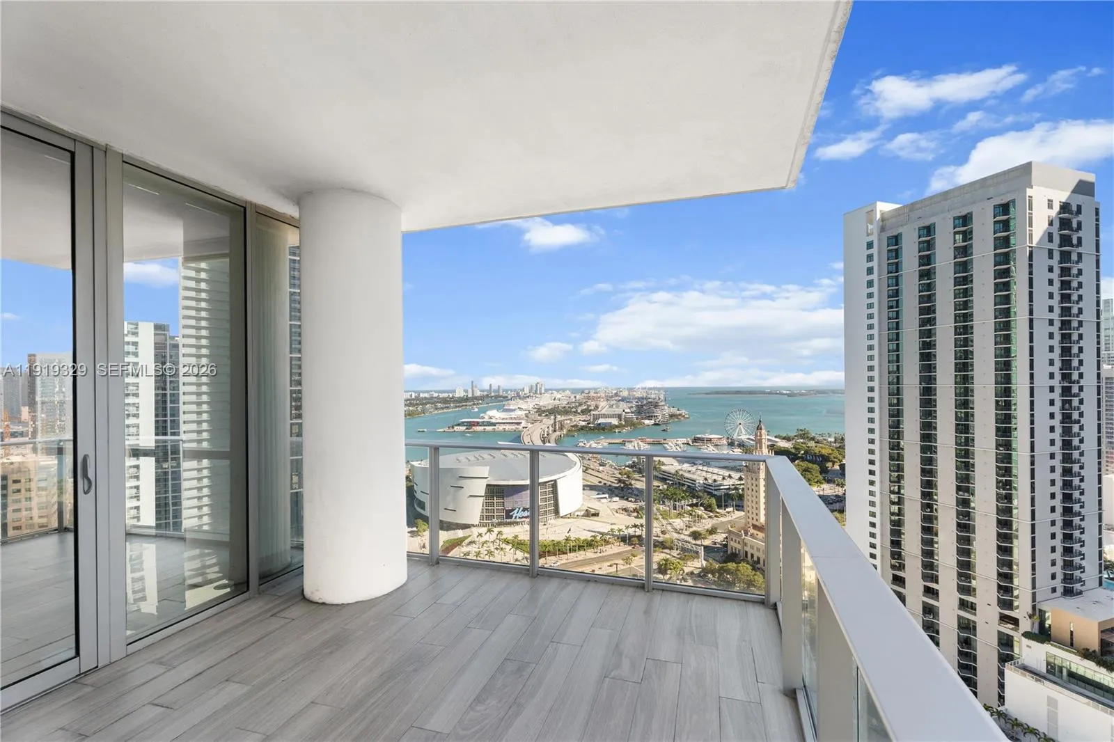 851 NE 1st Ave # 2811, Miami FL 33132
