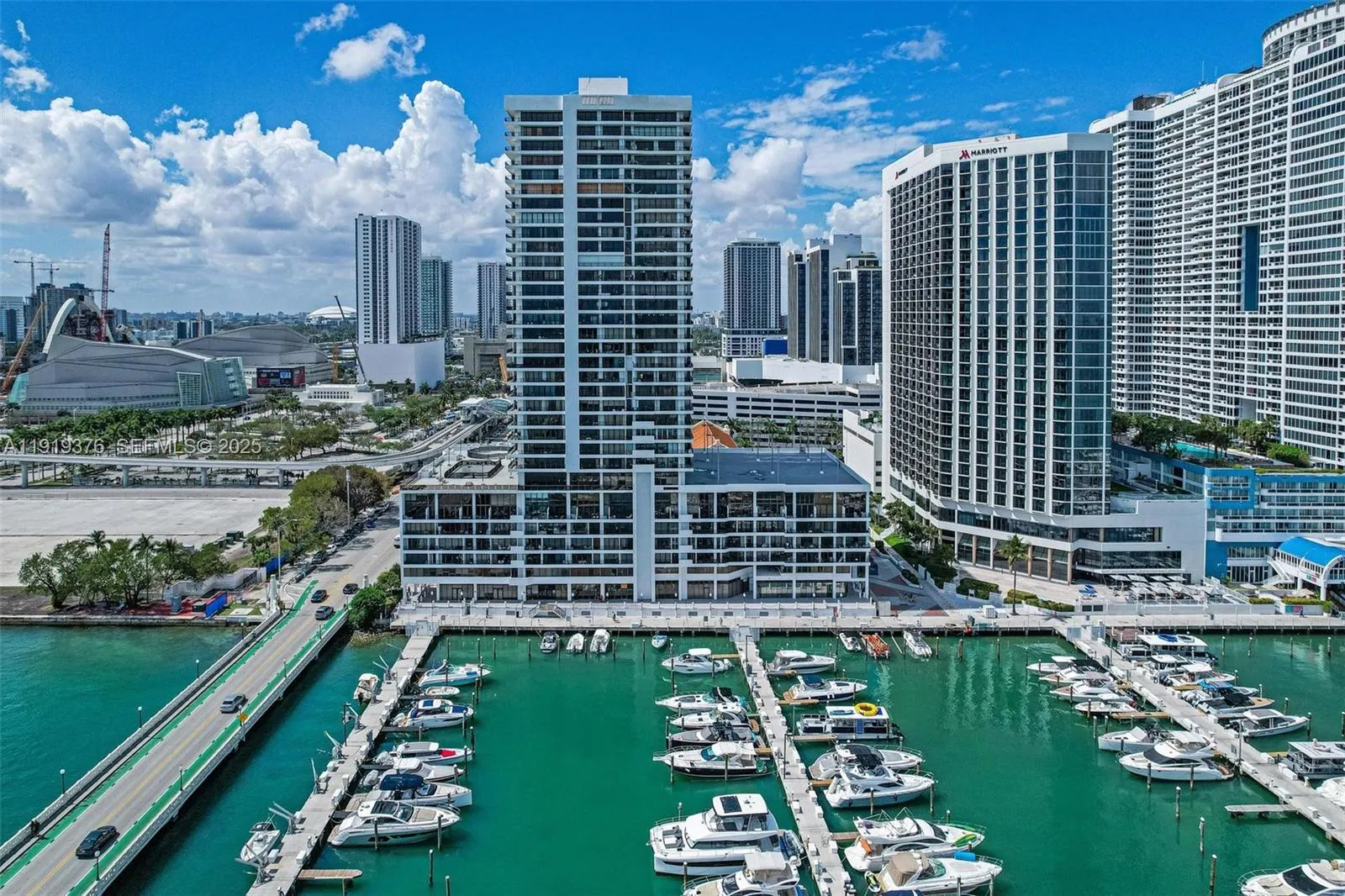 1 bedroom 1 bath for sale at 555 NE 15th St # 15B, Miami FL 33132