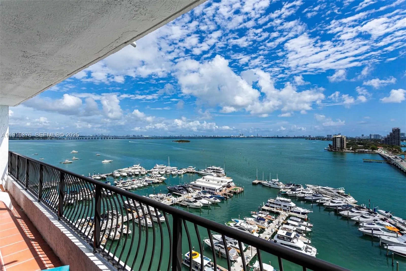 555 NE 15th St # 15B, Miami FL 33132
