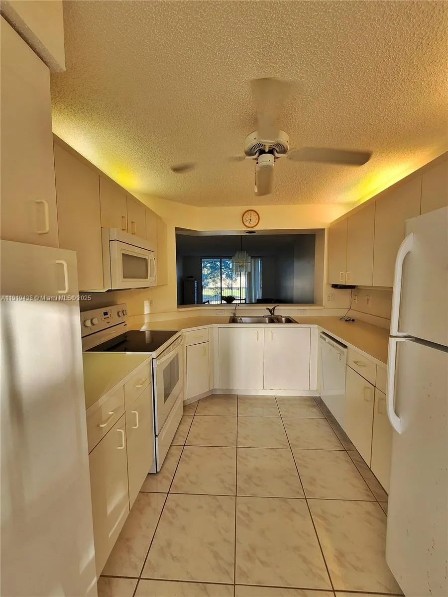 7852 Trent Dr # 206, Tamarac FL 33321