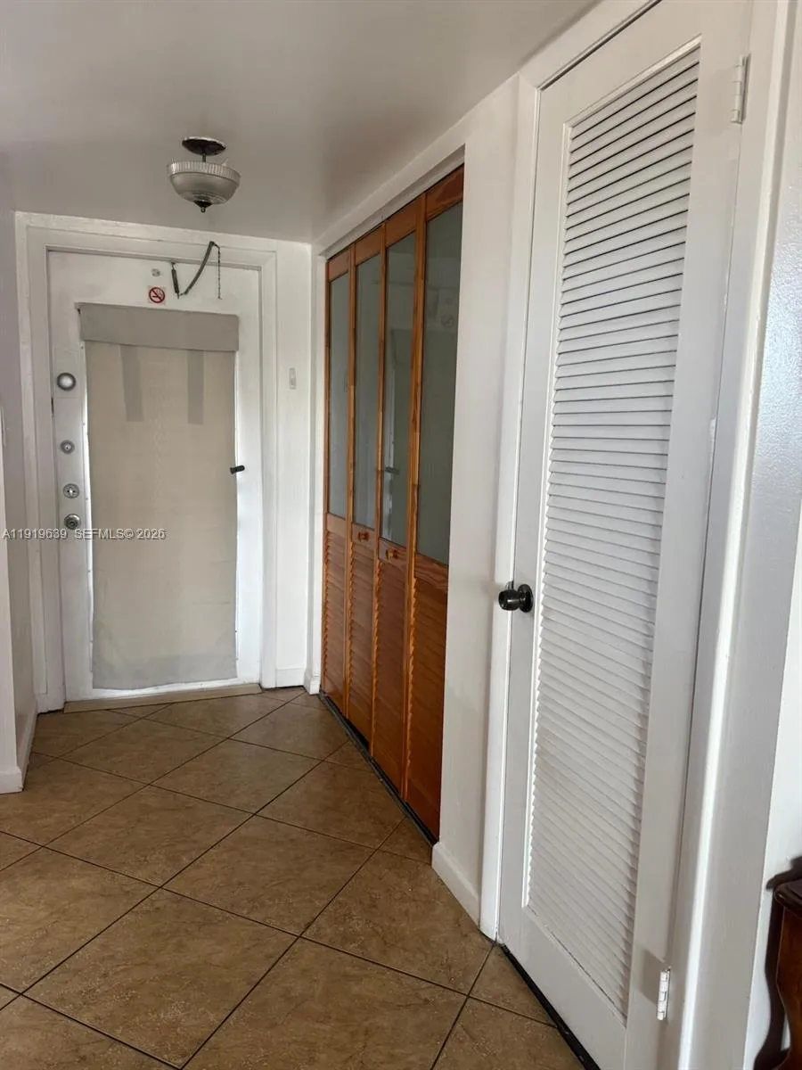 8220 Sunrise Lakes Blvd # 309, Sunrise FL 33322